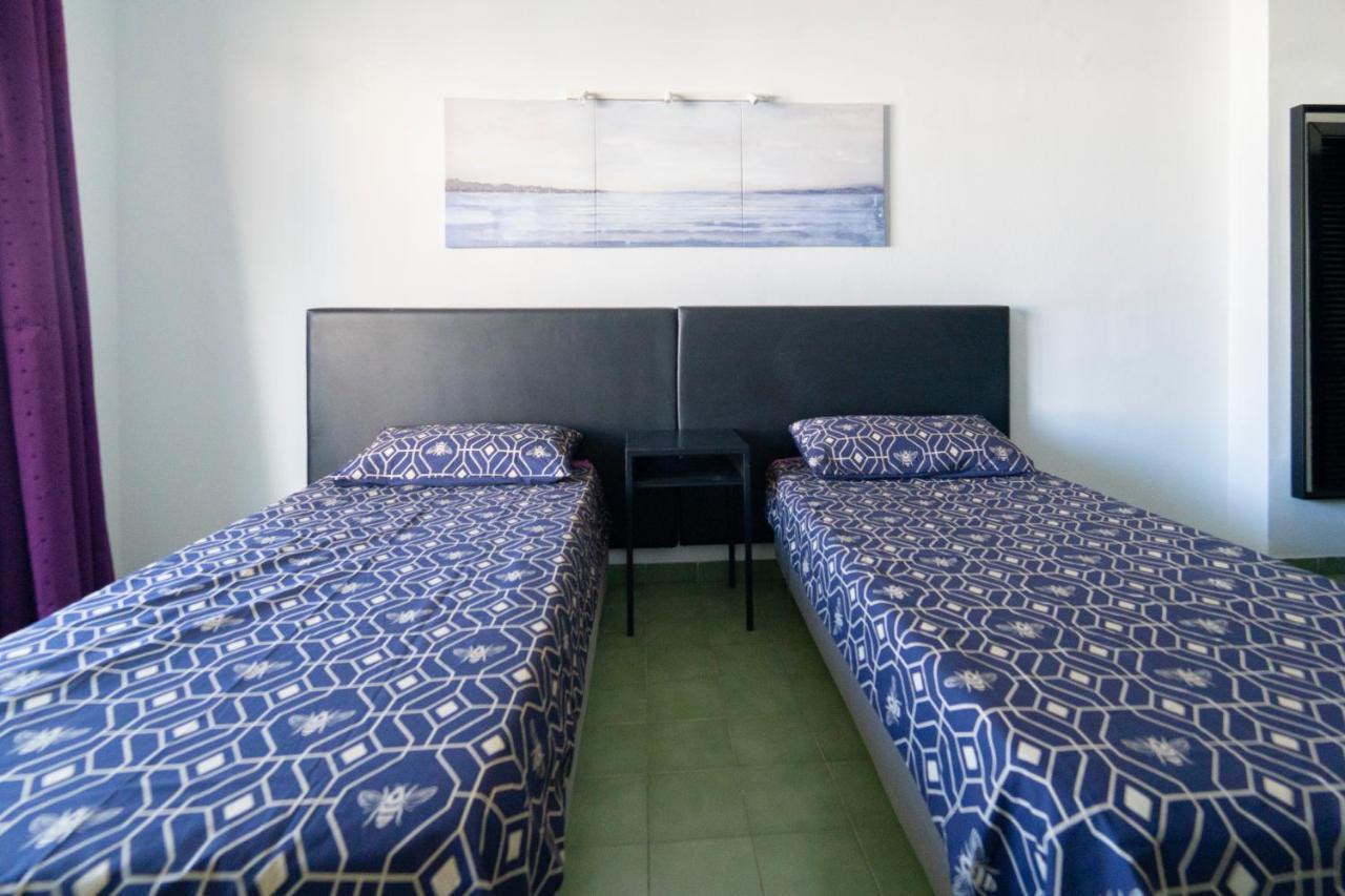 Coconut Apartments - Adults Only Магалуф Екстериор снимка